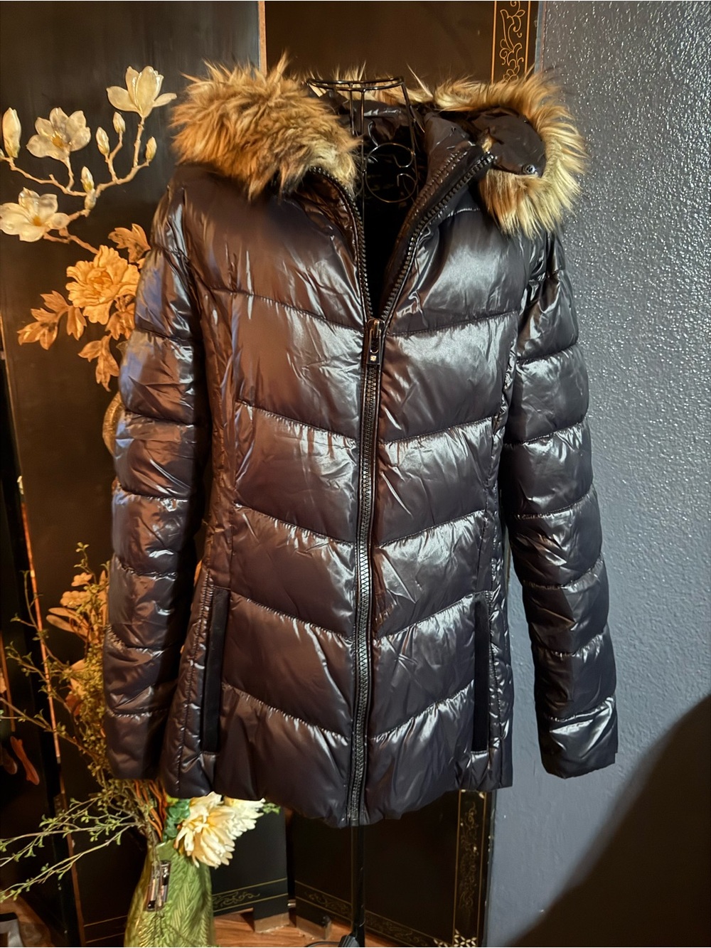 Women’s INC Black Quilted Puffer Jacket with Faux Fur Hood Xl